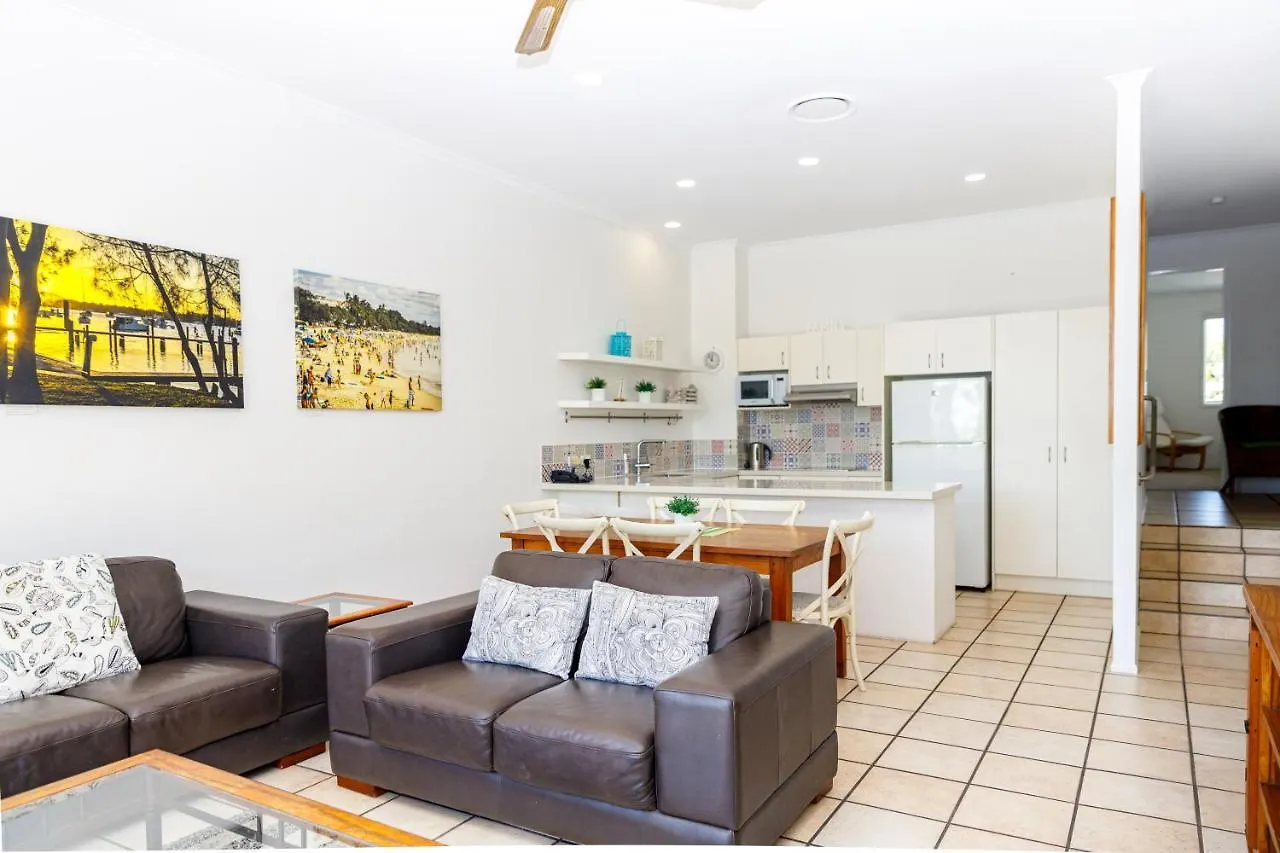 **** Aparthotel Sandy Beach Resort Noosaville Australia
